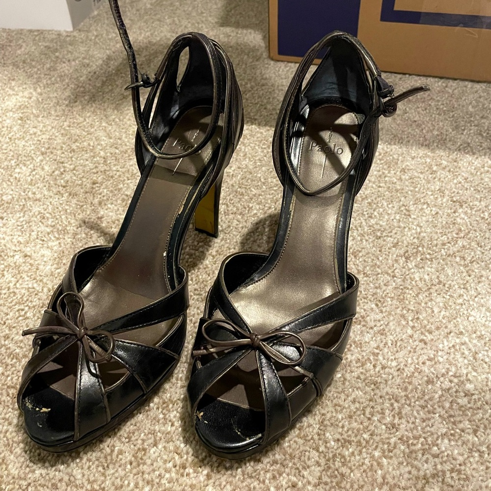 Paolo, black peep toes with bow, 7.5, good condition